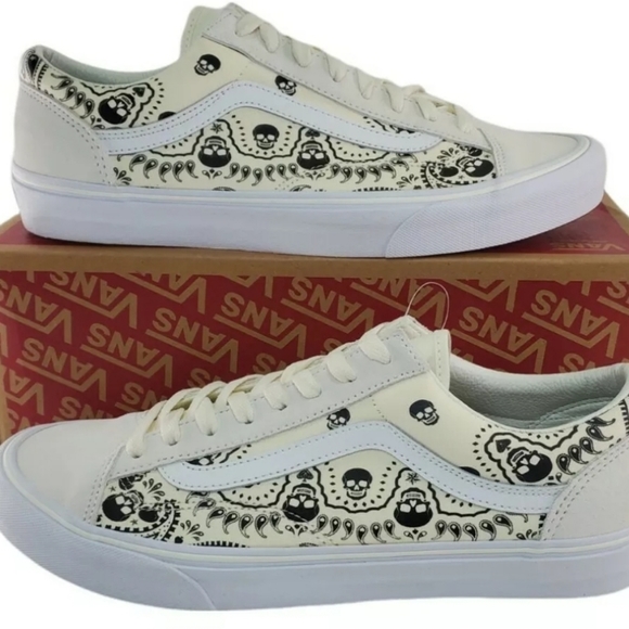 Vans Shoes | Mens Vans Style 36 Classic Bandana White Black Skate Shoes Sneakers Nwb | Color: Black/Red | Size: 10 | Misfit_King's Closet